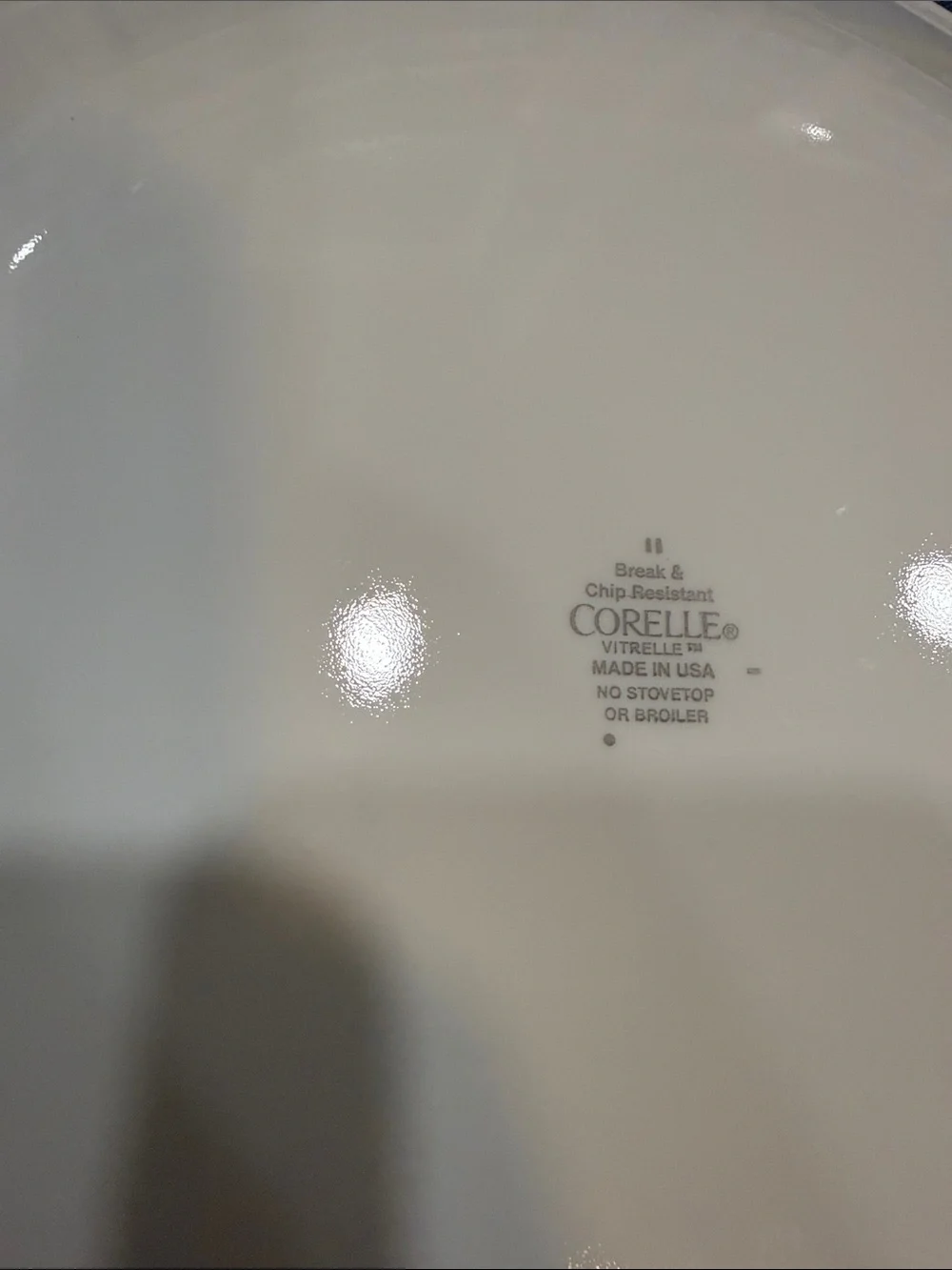 White Corelle dinner plates set of four